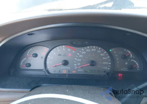 2002 Toyota Sequoia Limited V8 z USA, uszkodzony, nr VIN 5TDZT38A92S113992